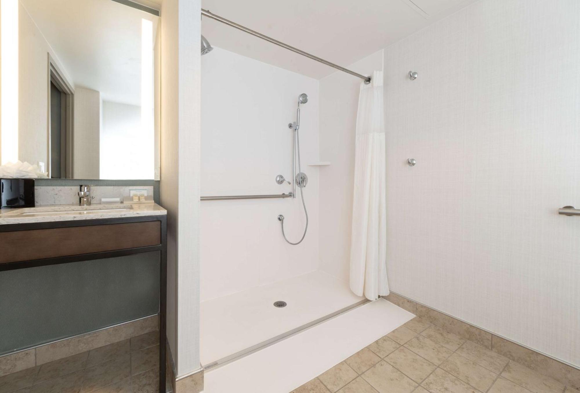 Hilton Garden Inn BWI Airport Лінтікум Екстер'єр фото