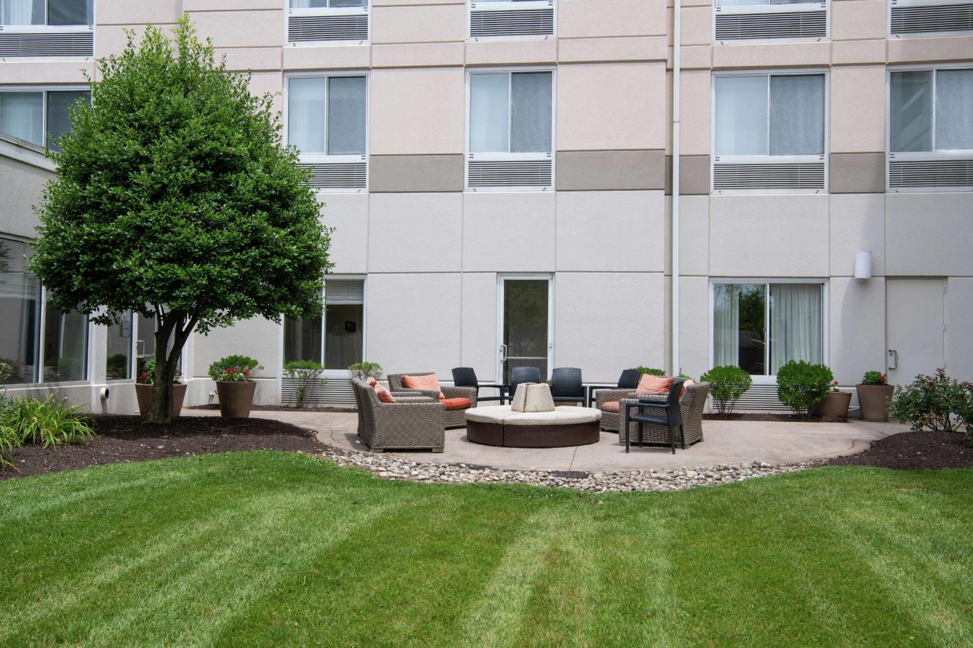 Hilton Garden Inn BWI Airport Лінтікум Екстер'єр фото