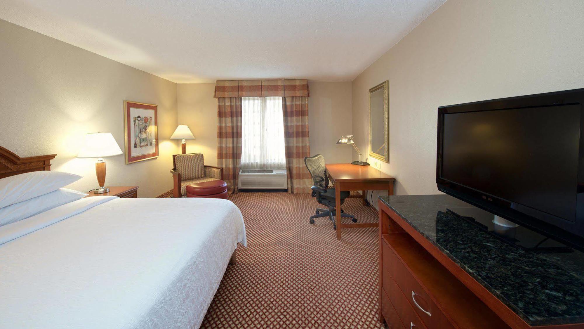Hilton Garden Inn BWI Airport Лінтікум Екстер'єр фото