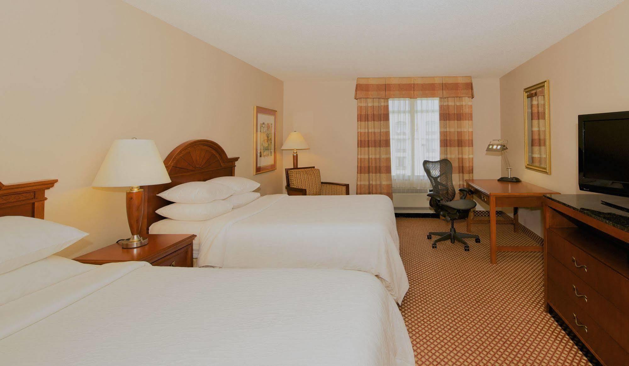 Hilton Garden Inn BWI Airport Лінтікум Екстер'єр фото